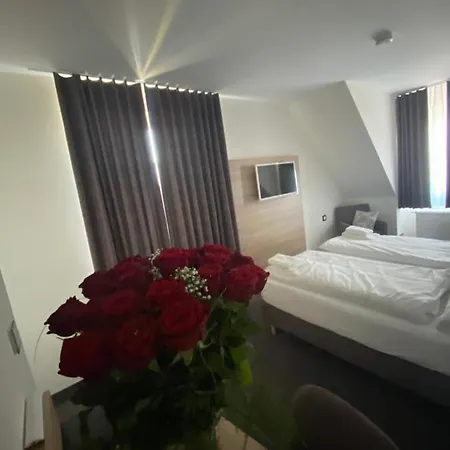 Prinz Albrecht 3* נויצלה