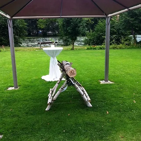 Prinz Albrecht Hotel 3*